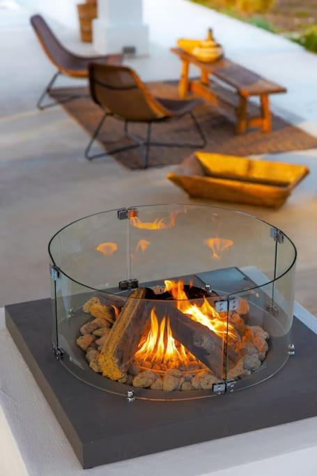 Beachfront Crystalia Villa *